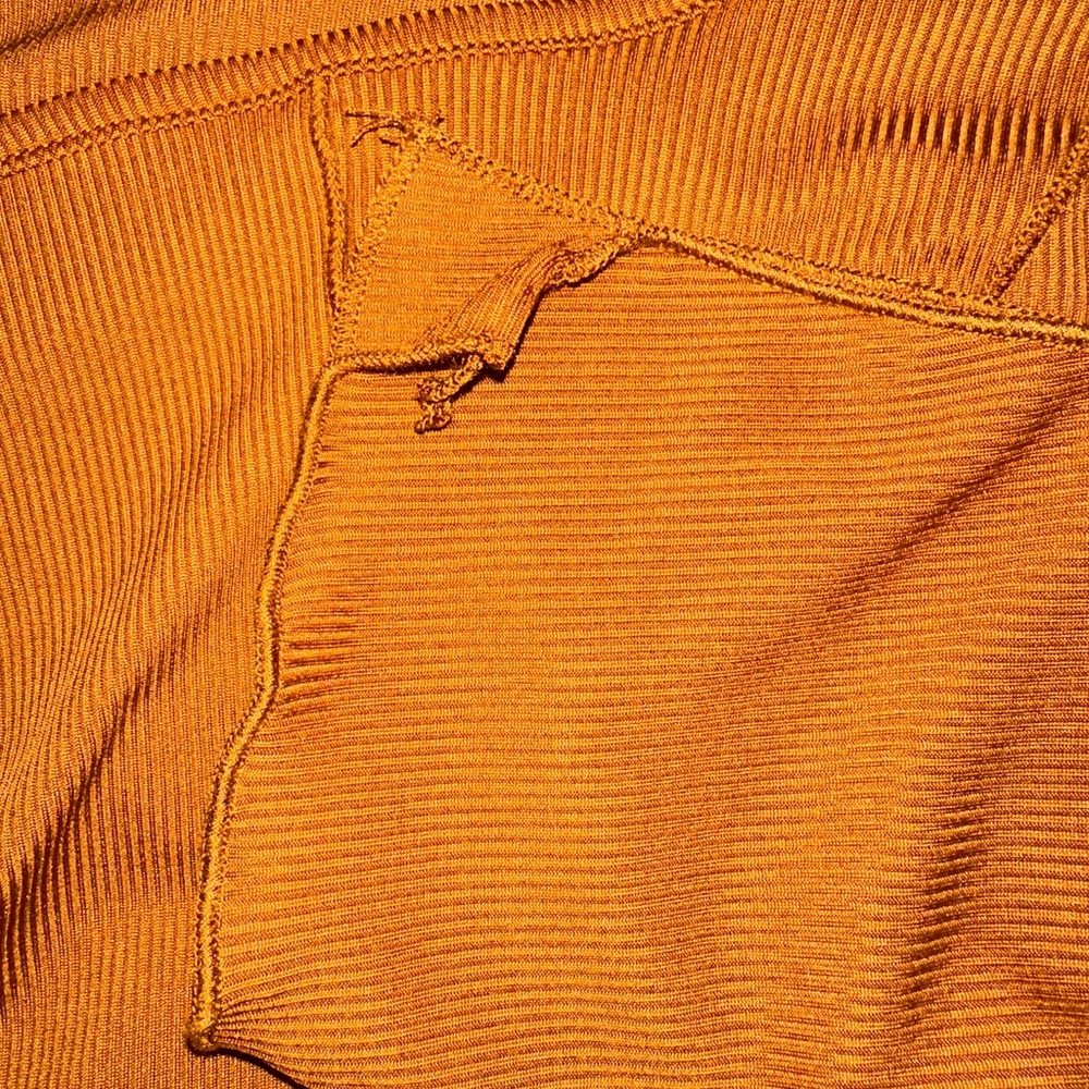 Shein Rust Ribbed Top - Picture 2 of 3